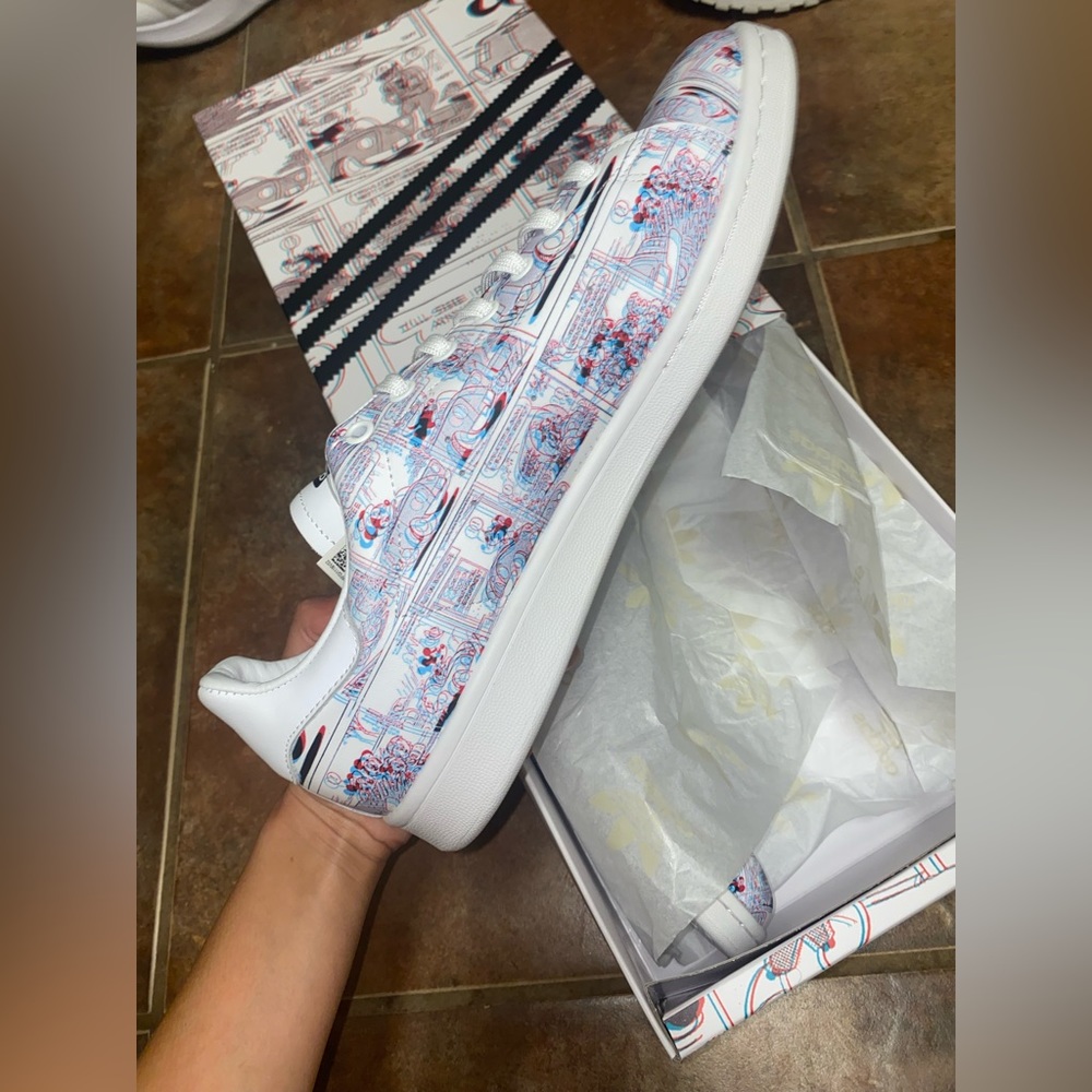 Adidas Mickey Mouse Stan Smith Sneakers